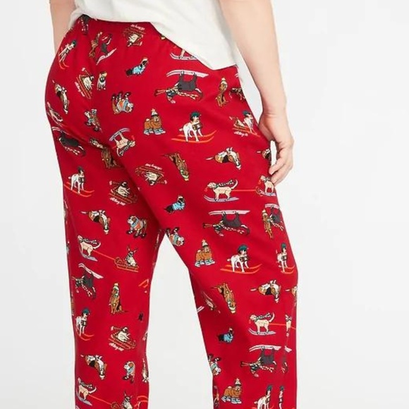 Old Navy Patterned Plus-Size Flannel Sleep Pants - Picture 3 of 4